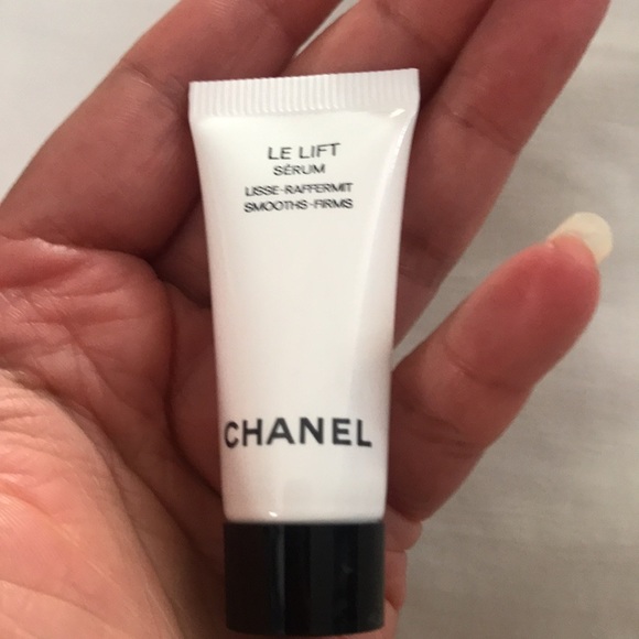 🌸NEW🌸 Chanel Le Lift Serum Sample - Picture 3 of 4